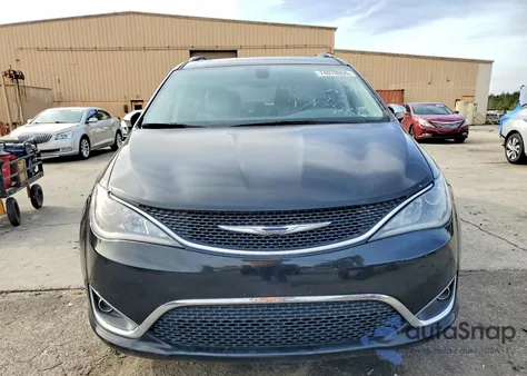 2017 Chrysler Pacifica Limited z USA, uszkodzony, nr VIN 2C4RC1GGXHR763085